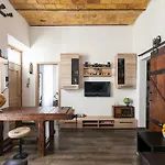 House Borgo Pio 195 *